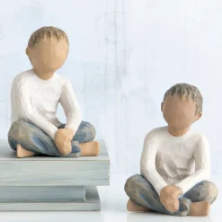 Willow Tree Children^Imaginative Child (Darker Skin Tone And Hair Color)